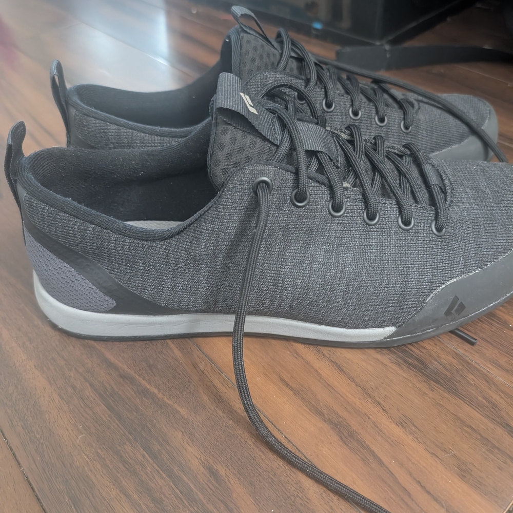 Black Diamond Men's Dark Gray Sneakers